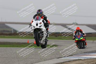 media/Nov-29-2025-TrackDaz (Sat) [[10ae2d9bce]]/A Group/Session 4 (Wheelie Bump)/